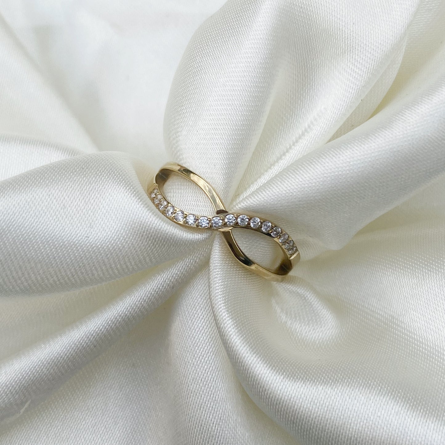 Anello Infinity